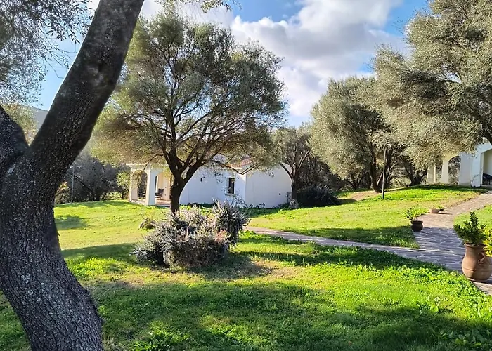 Tenuta Le Terre 1927 Gospodarstwo wiejskie San Teodoro (Sardinia)